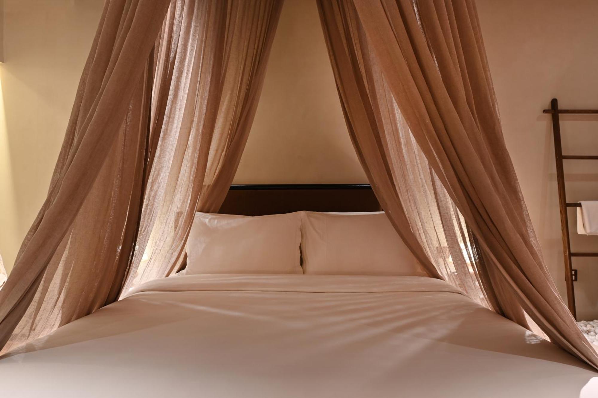 Hotel Goohug 5*